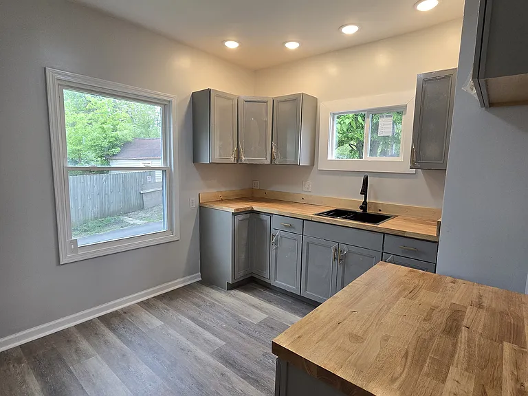 493 S Kilmer St — Photo 18