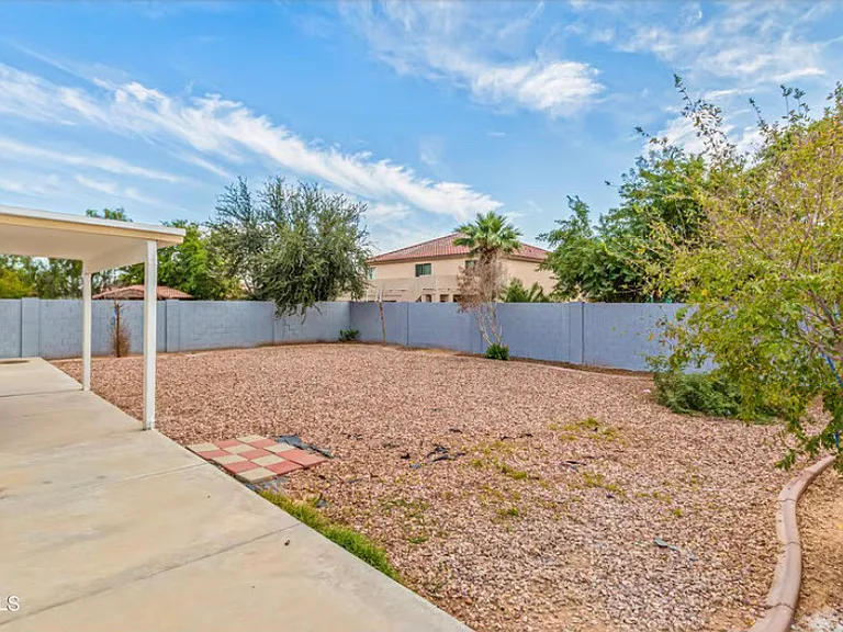 9329 W Highland Ave — Photo 19