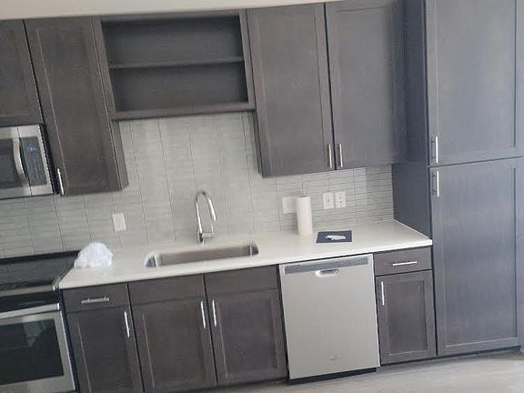 2nd image of 3199 McKinney Ave
