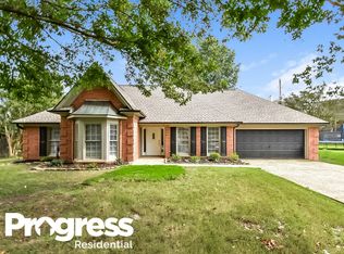 2712 Cross Vine Cv N, Cordova, TN 38016