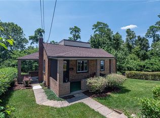 417 Cedarhurst Dr, North Versailles, PA 15137