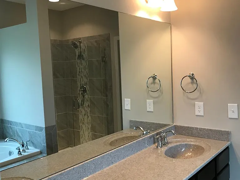 1724 Glen Shady Blvd — Photo 16