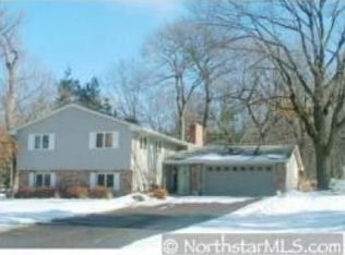 1932 Highcrest Dr, Wayzata, MN 55391