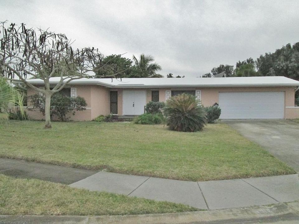 1st image of 444 Thrush Dr