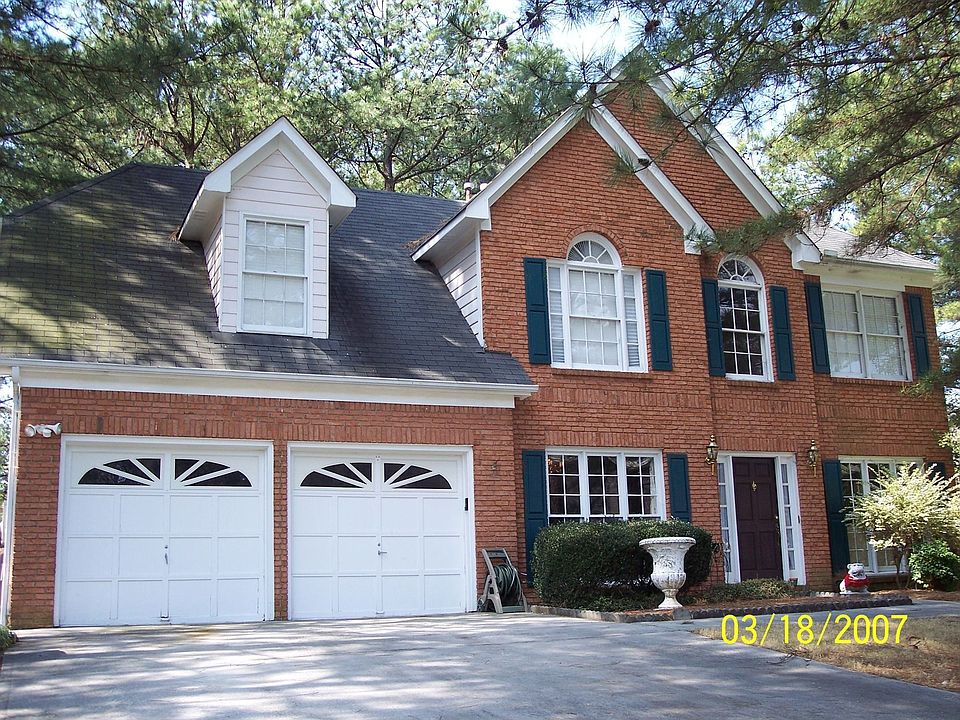 3045 Elizabeth Lane