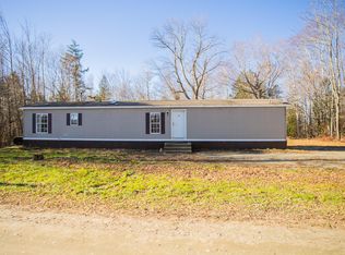 38 Ridge Rd, Bradford, ME 04410
