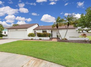 3823 Kingston Blvd, Sarasota, FL 34238