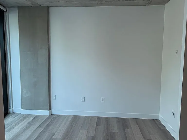 Rainford Apartments — Photo 152
