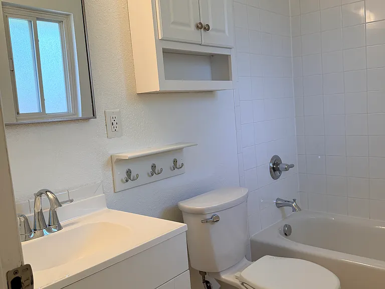 Full bathroom