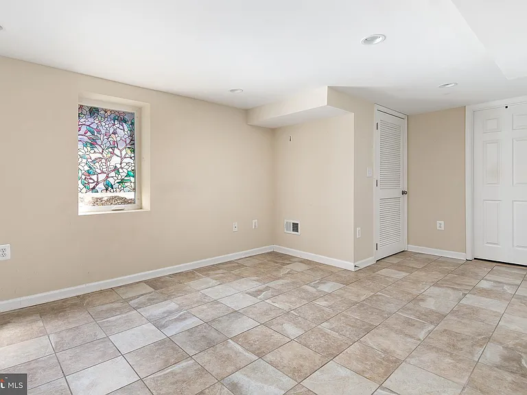 4428 Vermont Ave — Photo 30