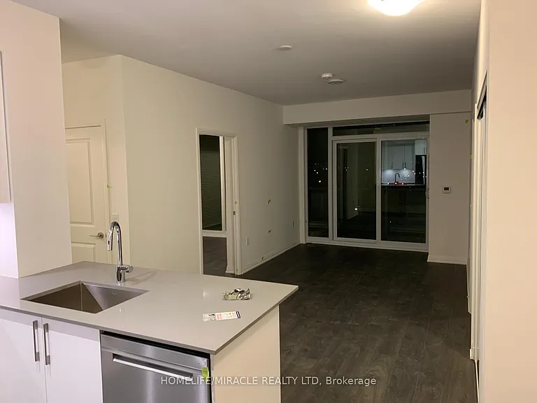 99 Eagle Rock Way #510 — Photo 4