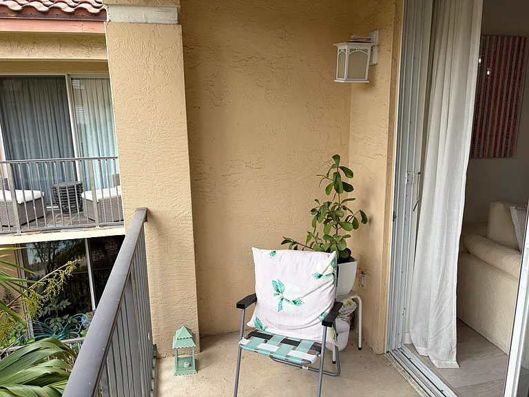 1803 N Flagler Dr #310 — Photo 22