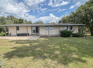 11752 733rd Rd, Holdrege, NE 68949