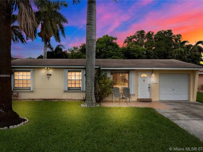 918 NE 7th St, Hallandale Beach, FL, 33009