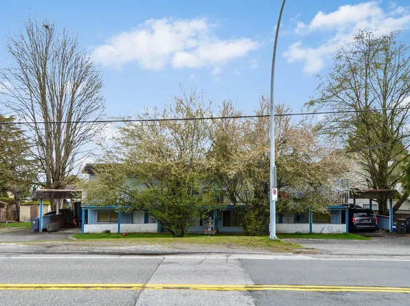2060 156th St, Surrey, BC V4A 4V1