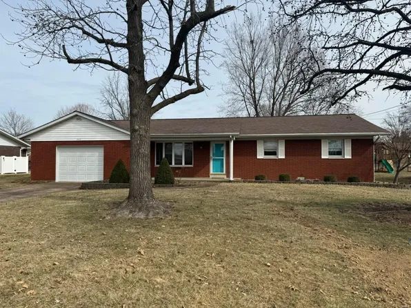 404 Washington Dr, Waterloo, IL 62298