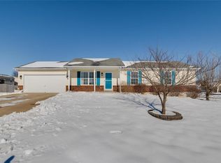 702 Warrior Pass, Warrenton, MO 63383