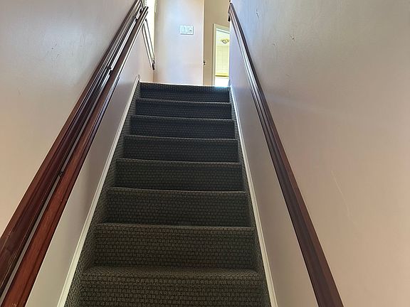 3rd image of 364 Willis Ave #2