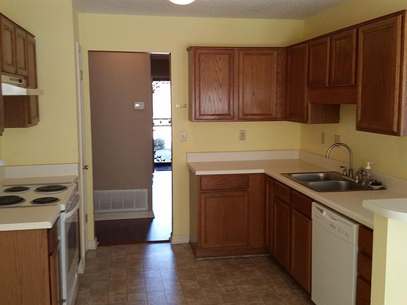 2nd image of 7095 Mirage Ln