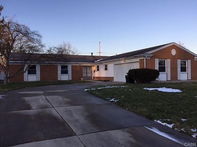 1st image of 5827 Seven Gables Ave
