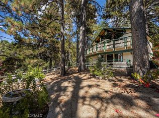 30976 Valley Oak Dr, Running Springs, CA 92382