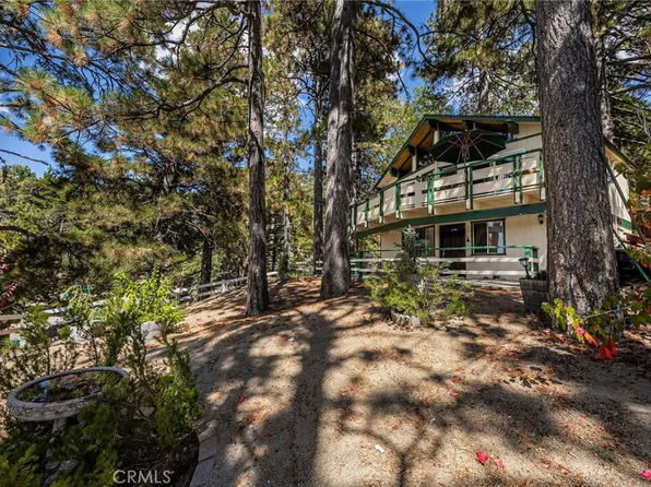30976 Valley Oak Dr, Running Springs, CA 92382