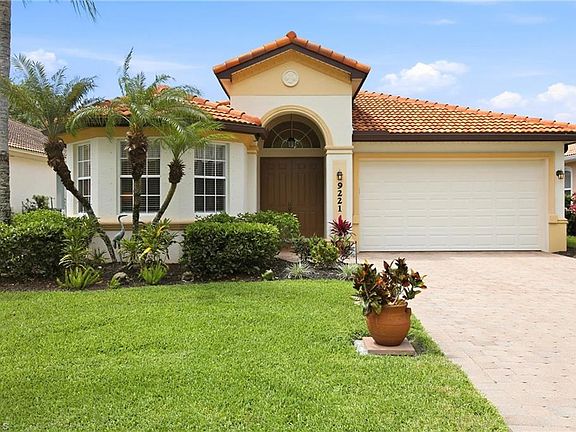 2nd image of 9221 Spanish Moss WAY
