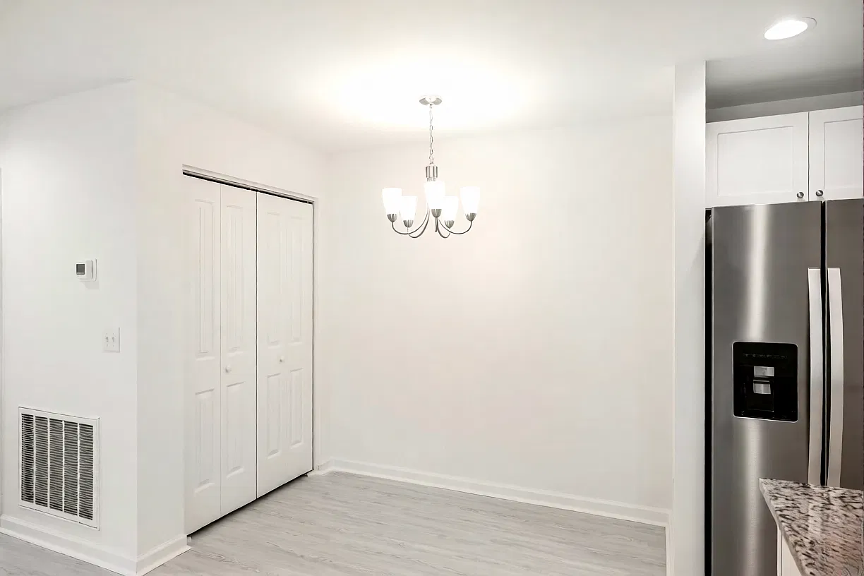 Colonial Gardens Apartments — Photo 4
