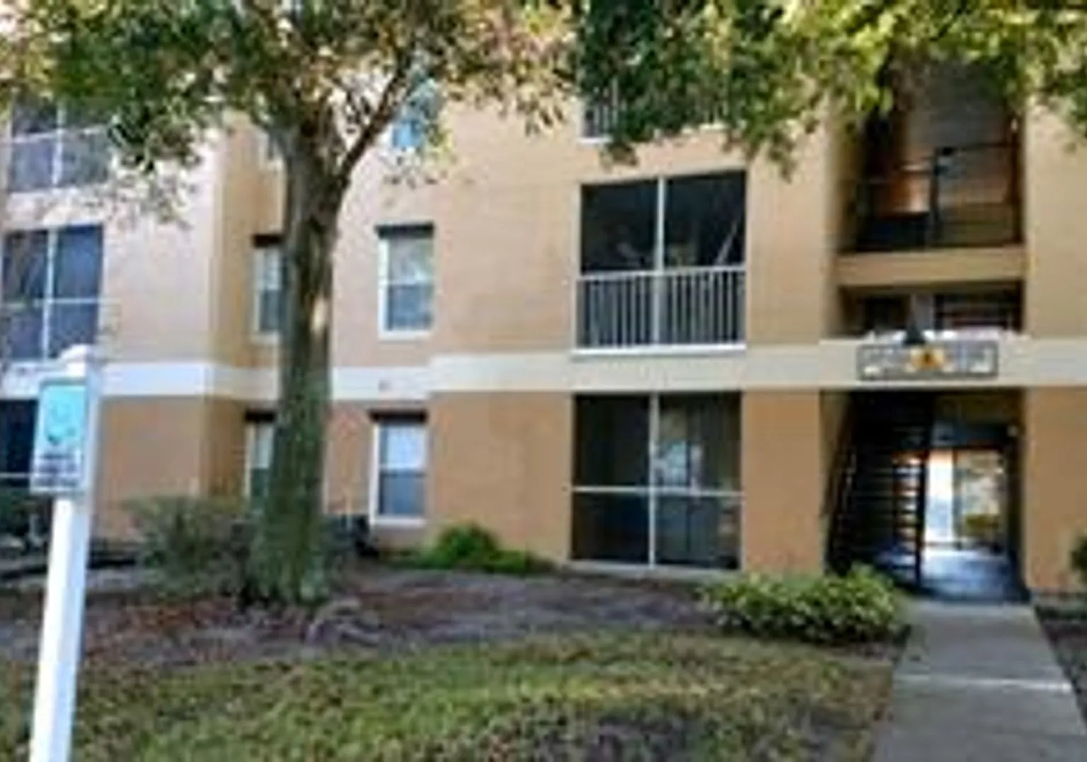 1 bedroom 1 bath for rent lease 8849 Latrec Ave., unit 108, Orlando, FL 32819 — Photo 1