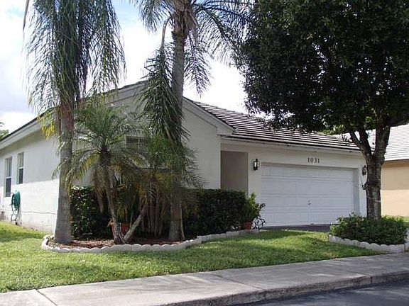 3rd image of 1031 NW 124th Ter