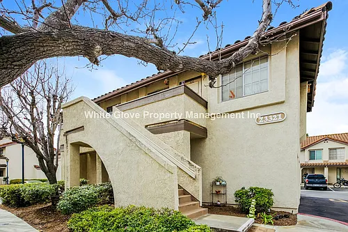 23321 La Crescenta #A Photo 1