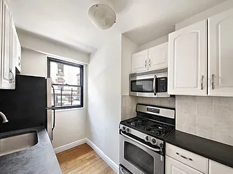 Rented by Sotheby's International Realty