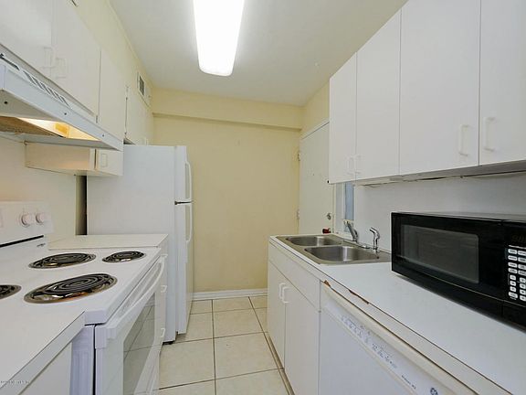 Seaplace Condo Unit 58-3