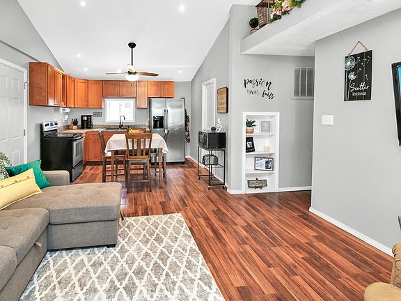 5th image of 6339 Vigo Dr