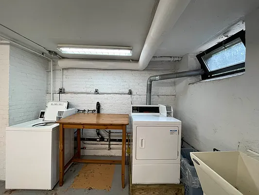 Rented by Pear NYC LLC | media 36