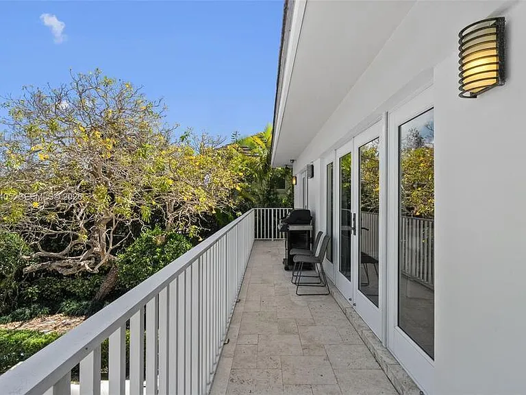 6831 Sunrise Ct — Photo 41