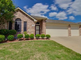 4016 Hillhaven Dr, Heartland, TX 75126