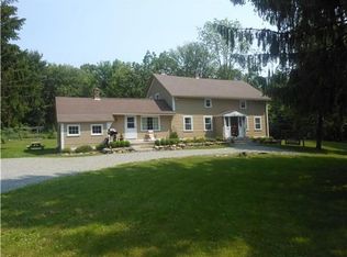 321 Knibb Rd, Pascoag, RI 02859