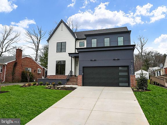 2nd image of 1017 Poplar Dr