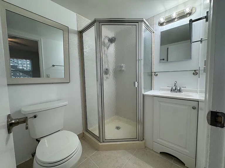 1100 Boxwood Dr #101 — Photo 15