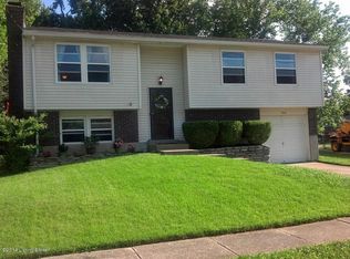 9703 Michael Edward Dr, Louisville, KY 40291