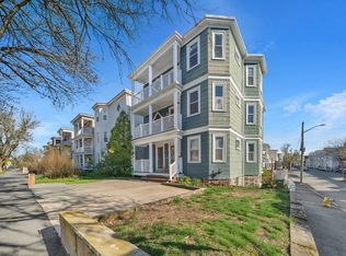 154 Fellsway W #3, Medford, MA 02155