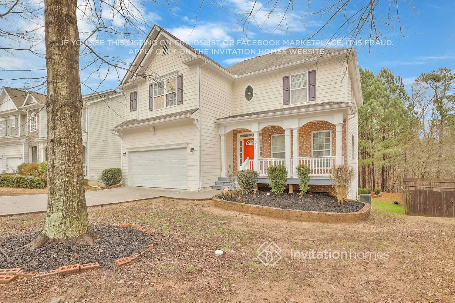 8960 Crestview Cir Union City, GA 30291 — Photo 2