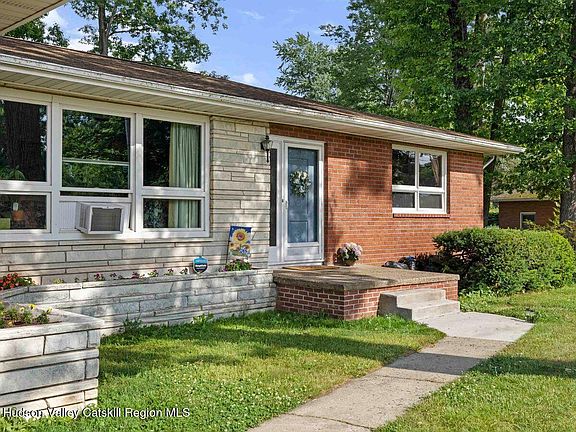 4th image of 12 Ebel Court