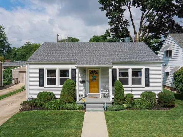 519 McGregor St, Bloomington, IL 61701