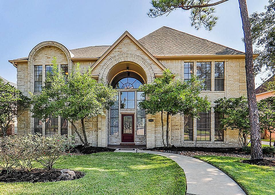 1st image of 8011 Oxfordshire Dr