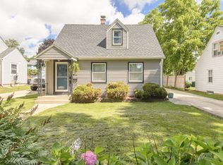 8944 W Montana Ave, West Allis, WI 53227