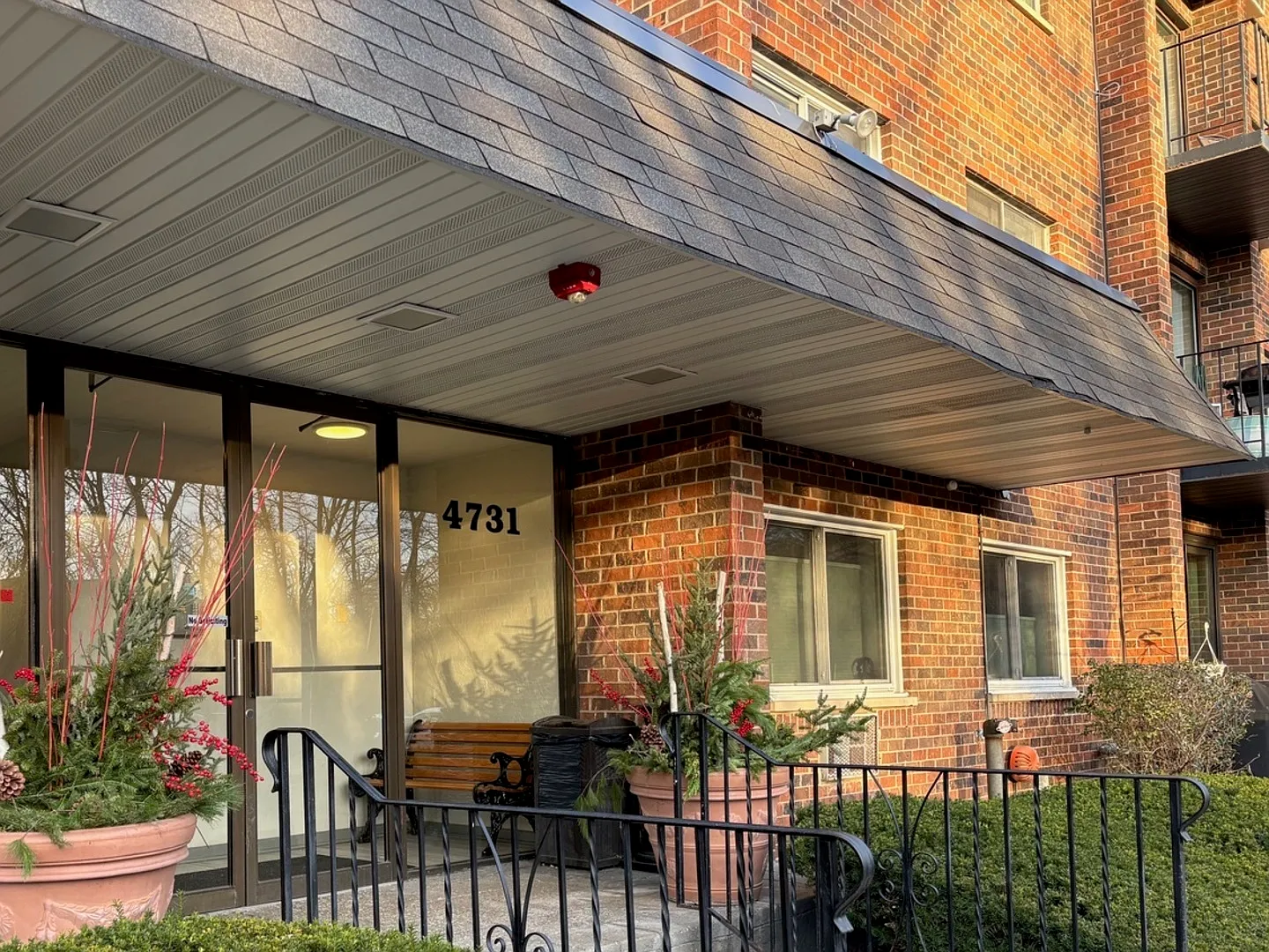 1 bed, 816 sqft, $1,445 — Photo 1