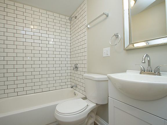 5th image of 6118 S Eberhart Ave #G