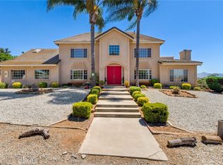 14011 Meadowlands Dr, Riverside, CA 92503